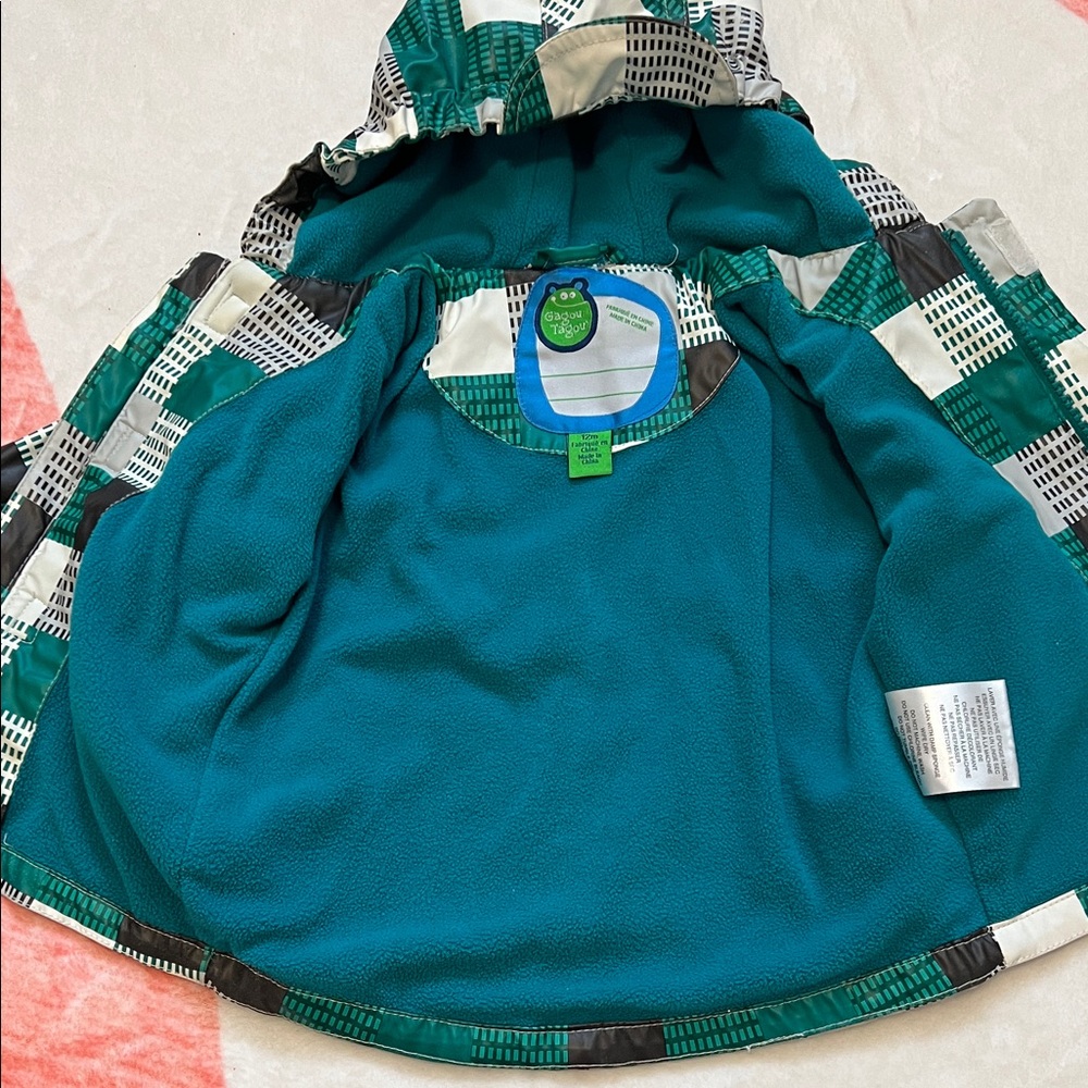 Geometric Patterned Hooded Rain Jacket - Picture 3 of 4